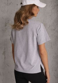 Renee - Szary Bawełniany T-shirt Ozdobiony po Bokach Rozcięciami Brinelle. Kolor: szary. Materiał: bawełna. Wzór: aplikacja. Sezon: lato. Styl: sportowy, elegancki #5