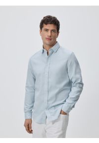 Reserved - Koszula slim z bawełny egipskiej - jasnoniebieski. Kolor: niebieski. Materiał: bawełna #1