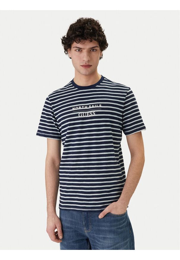 Guess Jeans T-Shirt M6GI47 K3499 Niebieski Regular Fit. Kolor: niebieski. Materiał: bawełna