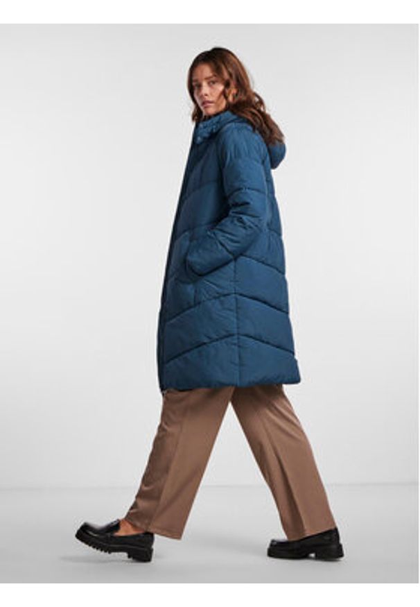 Pieces Płaszcz zimowy 17126619 Niebieski Oversize. Kolor: niebieski. Materiał: syntetyk. Sezon: zima