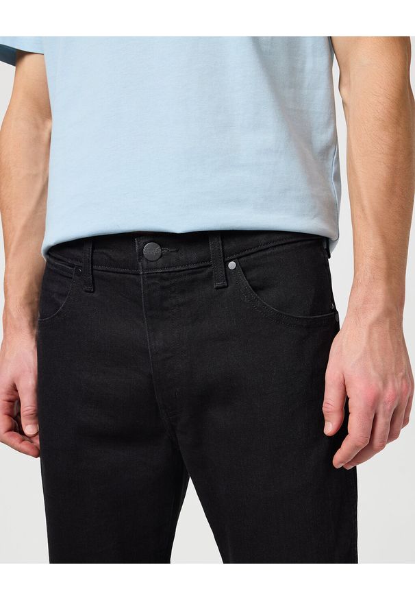 Wrangler - WRANGLER LARSTON MĘSKIE SPODNIE JEANSOWE JEASY DŻINSY ATMOSPHERE W18S29326