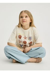 Reserved - Luźne spodnie z domieszką lnu - jasnoniebieski. Kolor: niebieski. Materiał: len