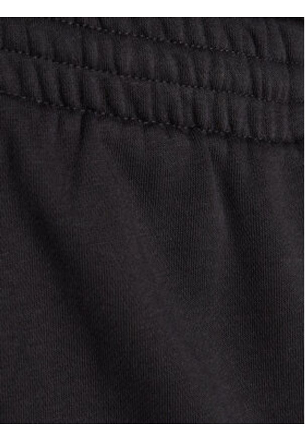 Adidas - adidas Spodnie dresowe Essentials JF3567 Czarny Loose Fit. Kolor: czarny. Materiał: bawełna