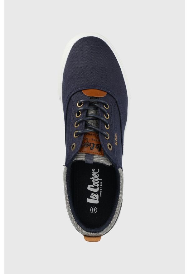 Lee Cooper buty kolor granatowy. Nosek buta: okrągły. Zapięcie: sznurówki. Kolor: niebieski. Materiał: guma
