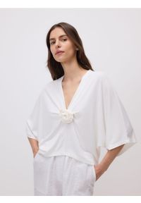 Reserved - Bluzka kimono z modalem - złamana biel. Materiał: dzianina