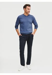 Pako Lorente - PAKO LORENTE – Niebieski męski sweter w serek. Typ kołnierza: dekolt w serek. Kolor: czerwony, niebieski, zielony. Materiał: bawełna. Sezon: wiosna #2