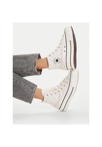 Trampki Converse. Kolor: kremowy. Obcas: na platformie #1