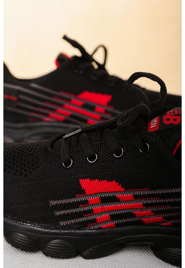 Casu - Czarne buty sportowe sznurowane casu 204/31r. Kolor: czerwony, wielokolorowy, czarny