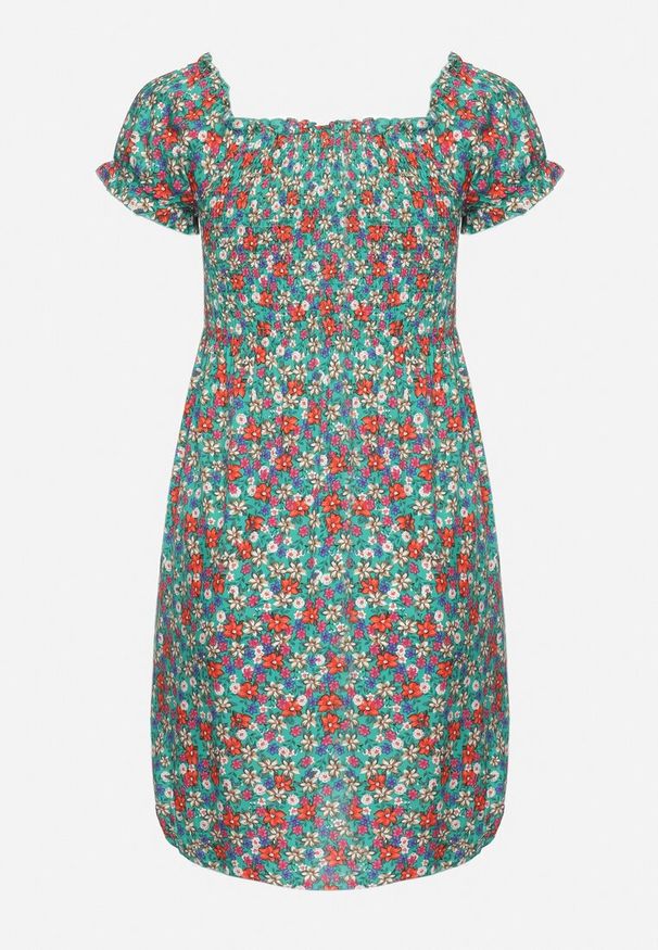 Born2be - Zielona Wiskozowa Sukienka w Kwiaty Typu Hiszpanka z Gumką w Talii Revemia. Typ kołnierza: dekolt hiszpanka. Kolor: zielony. Materiał: wiskoza. Wzór: kwiaty. Sezon: wiosna. Typ sukienki: z odkrytymi ramionami