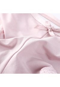 Intica - Majtki z koronką i wycięciem na specjalne okazje Kantha. Kolor: różowy. Materiał: koronka. Wzór: koronka #11