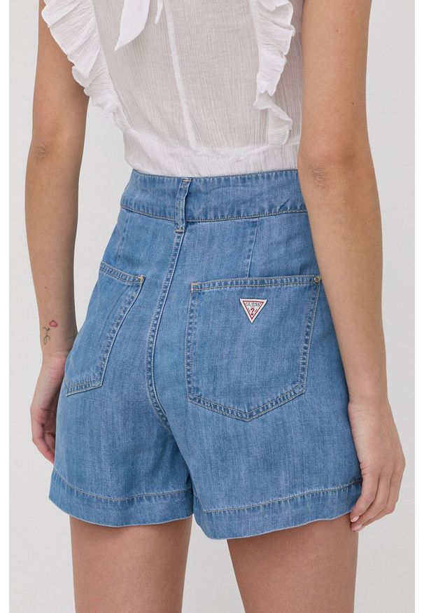 Guess szorty jeansowe damskie gładkie high waist. Okazja: na co dzień. Stan: podwyższony. Kolor: niebieski. Materiał: jeans. Wzór: gładki. Styl: casual