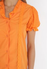 Born2be - Pomarańczowa Koszula z Bufiastymi Rękawami i Koronkowymi Tasiemkami Jasly. Kolor: pomarańczowy. Materiał: koronka. Długość rękawa: krótki rękaw. Długość: krótkie. Wzór: aplikacja. Sezon: wiosna, lato