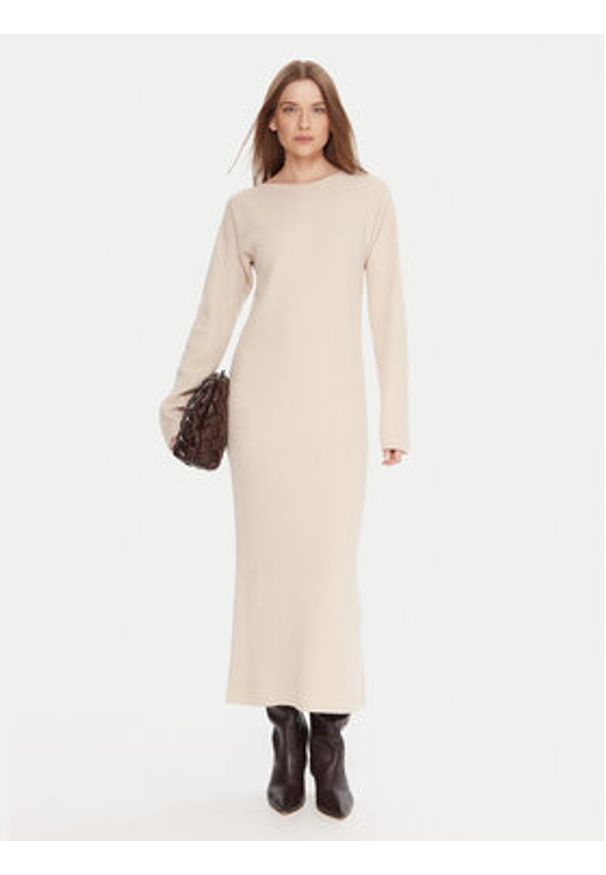 Kontatto Sukienka dzianinowa 3M0879C Beżowy Regular Fit. Kolor: beżowy. Materiał: syntetyk