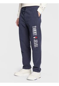 Tommy Jeans Spodnie dresowe Ethan Archive DM0DM15792 Granatowy Regular Fit. Kolor: niebieski. Materiał: bawełna, dresówka