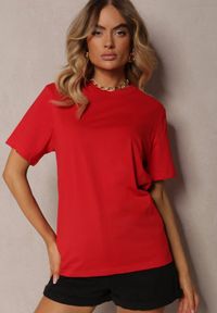 Renee - Czerwona Bawełniana Koszulka bez Zdobień Rakilda. Okazja: na co dzień. Kolor: czerwony. Materiał: bawełna. Długość rękawa: krótki rękaw. Długość: krótkie. Wzór: aplikacja. Styl: casual #4