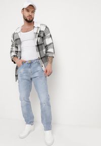 Born2be - Niebieskie Jeansy Skinny z Przetarciami i Wsuwanymi Kieszeniami Faroria. Okazja: na co dzień. Kolor: niebieski. Styl: casual #5