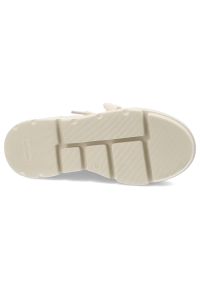 CheBello - Złote Sneakersy Chebello Stylowe Obuwie Damskie Na Platformie. Kolor: złoty. Szerokość cholewki: normalna. Wzór: aplikacja. Obcas: na platformie. Styl: elegancki