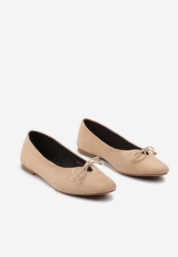 Renee - Beżowe Balerinki na Płaskiej Podeszwie z Kokardką i Wycięciami Lerivin. Kolor: beżowy. Materiał: jeans. Obcas: na płaskiej podeszwie. Styl: elegancki