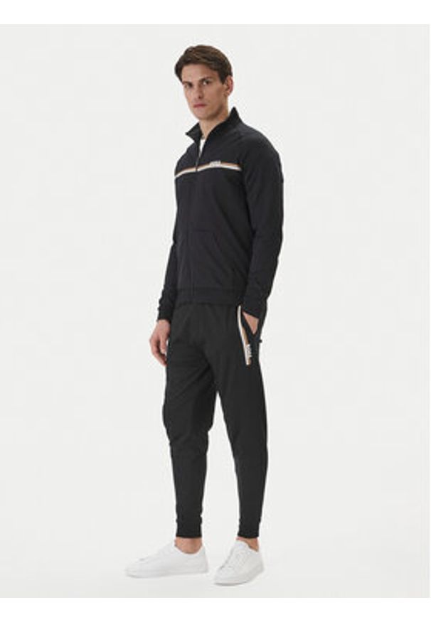 BOSS Spodnie dresowe Authentic 50554784 Czarny Regular Fit. Kolor: czarny. Materiał: bawełna
