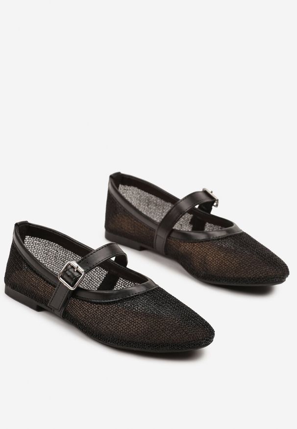 Renee - Czarne Balerinki Vices w Stylu Mary Jane z Siateczki z Metalicznym Połyskiem Kolarilia. Okazja: na co dzień, do pracy, na spotkanie biznesowe. Kolor: czarny. Materiał: materiał, jeans. Wzór: aplikacja. Obcas: na płaskiej podeszwie. Styl: biznesowy, casual, elegancki