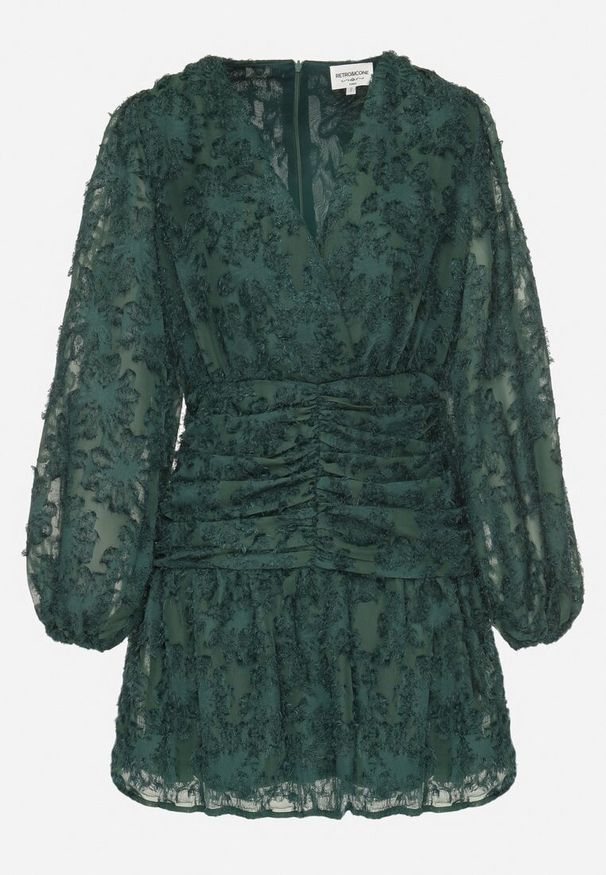 Born2be - Ciemnozielona Koronkowa Sukienka z Kopertowym Dekoltem i Marszczeniami Labisse. Okazja: na co dzień. Typ kołnierza: dekolt kopertowy. Kolor: zielony. Materiał: koronka. Typ sukienki: kopertowe. Styl: casual, klasyczny