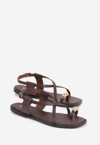 Born2be - Ciemnobrązowe Sandały w Stylu Japonek z Metaliczną Ozdobą Catelin. Zapięcie: sprzączka. Kolor: brązowy. Wzór: aplikacja. Styl: elegancki, klasyczny #2