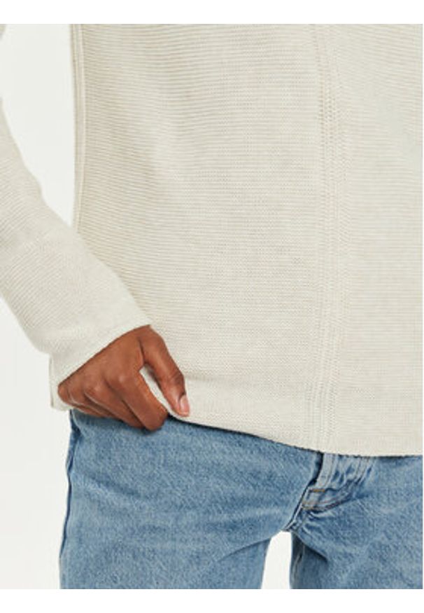Oui - OUI Sweter 89211 1340107 Écru Regular Fit. Materiał: bawełna