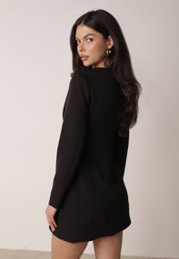 Born2be - Czarna Elegancka Sukienka VICES o Trapezowym Kroju z Imitacją Kieszeni Amaliete. Okazja: na spotkanie biznesowe. Kolor: czarny. Typ sukienki: trapezowe. Styl: elegancki #3
