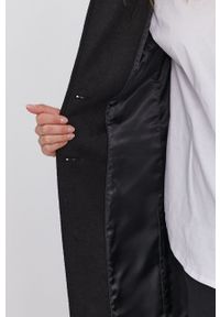 Answear Lab Płaszcz damski kolor czarny przejściowy. Okazja: na co dzień. Kolor: czarny. Styl: wakacyjny #6