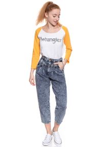 Wrangler - WRANGLER T SHIRT DAMSKI RAGLAN CROP LS TEE WHITE W718CF912. Kolor: biały. Długość rękawa: raglanowy rękaw. Wzór: nadruk #7