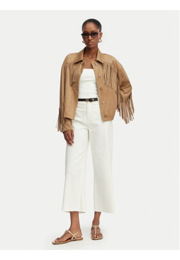 Guess Kurtka z imitacji skóry W6GL45 W2466 Brązowy jasny Regular Fit. Kolor: brązowy. Materiał: syntetyk