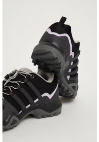 adidas TERREX - adidas Performance buty Swift R2 GTX damskie kolor czarny. Nosek buta: okrągły. Zapięcie: sznurówki. Kolor: czarny. Materiał: tworzywo sztuczne, guma. Szerokość cholewki: normalna #4