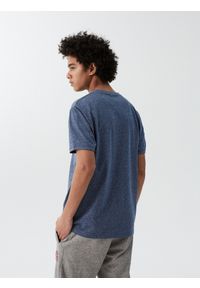 Diverse - T-shirt męski z nadrukiem NY SHADE S1828 - ciemnoniebieski - Rozmiar: M. Kolor: niebieski. Materiał: poliester, bawełna. Wzór: nadruk
