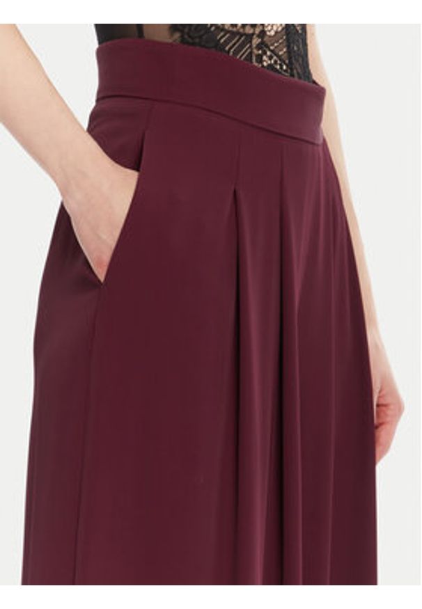 Rinascimento Spodnie palazzo CFC0125495003 Bordowy Wide Leg. Kolor: czerwony. Materiał: syntetyk