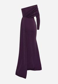 Born2be - Ciemnofioletowa Asymetryczna Sukienka Koktajlowa Ozdobiona Metaliczną Nicią i Trenem Emarielin. Kolor: fioletowy. Długość rękawa: długi rękaw. Wzór: aplikacja. Typ sukienki: asymetryczne. Styl: wizytowy. Długość: maxi #7