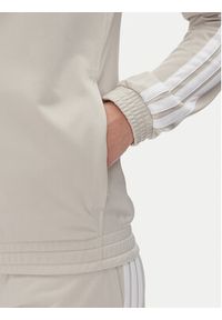 Adidas - adidas Bluza Tricot 3-Stripes JD4521 Beżowy Regular Fit. Kolor: beżowy. Materiał: syntetyk