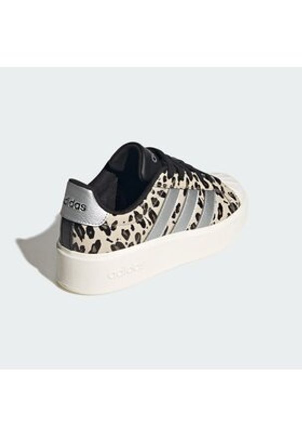 Adidas - adidas Sneakersy Streettalk Bold Shoes Junior KI0050 Beżowy. Kolor: beżowy. Materiał: skóra