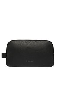Calvin Klein Kosmetyczka Foil Emboss Dopp Kit LV04D1031G Czarny. Kolor: czarny. Materiał: skóra