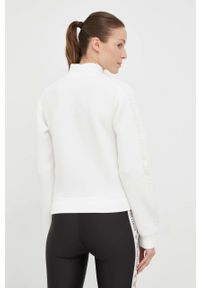 Guess bluza damska kolor biały gładka. Okazja: na co dzień. Kolor: biały. Materiał: materiał, wiskoza. Wzór: gładki. Styl: casual #5