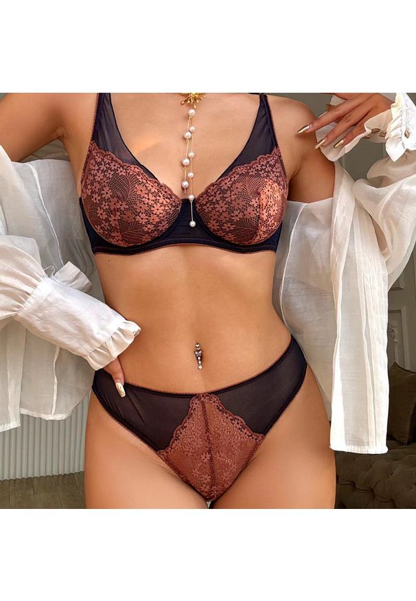 Intica - Komplet bielizny z koronkowymi detalami biała Sabaheta. Kolor: wielokolorowy. Materiał: koronka