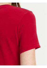 Guess Jeans T-Shirt W4YI01 J1314 Czerwony Slim Fit. Kolor: czerwony. Materiał: bawełna