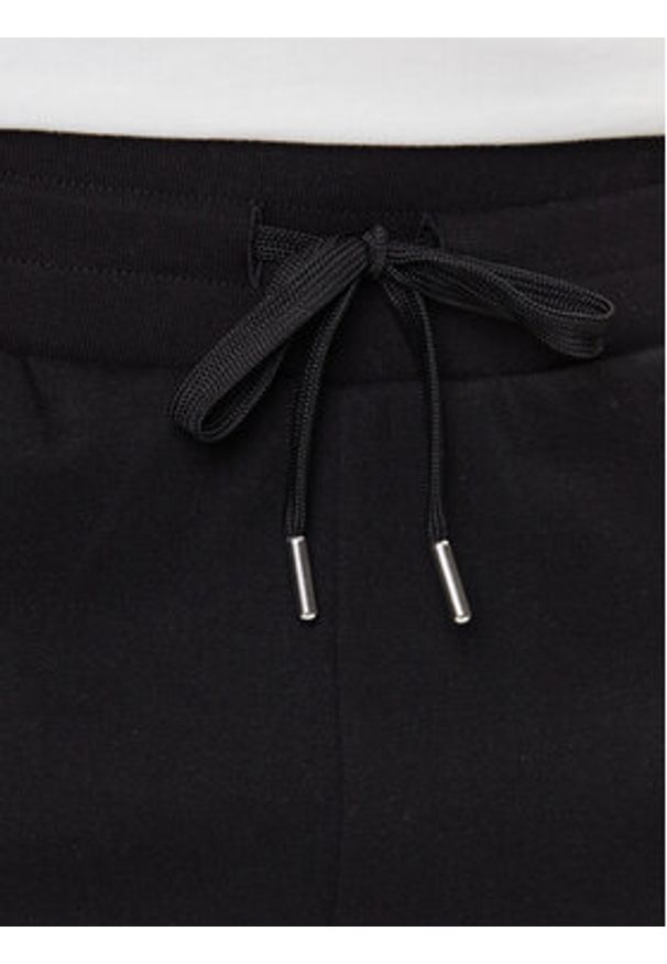 BOSS Szorty sportowe 50545577 Czarny Regular Fit. Kolor: czarny. Materiał: bawełna. Styl: sportowy