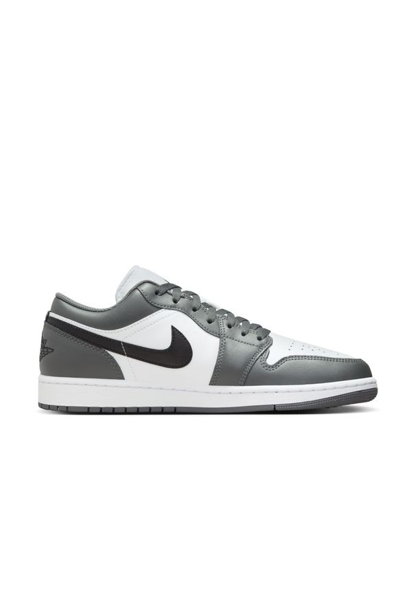 Nike Air Jordan 1 Low Iron Grey Sneakersy męskie. Okazja: na co dzień. Kolor: szary. Materiał: skóra. Szerokość cholewki: normalna. Model: Nike Air Jordan