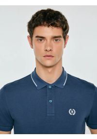 Big-Star - Koszulka męska polo niebieska Polian 405. Okazja: na co dzień. Typ kołnierza: polo. Kolor: niebieski. Materiał: dzianina, jeans. Wzór: jednolity, haft, paski. Styl: elegancki, casual, klasyczny, sportowy #5