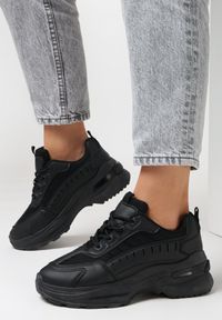 Born2be - Czarne Sneakersy Physadorise. Zapięcie: sznurówki. Kolor: czarny. Materiał: jeans, dresówka, materiał. Szerokość cholewki: normalna #1
