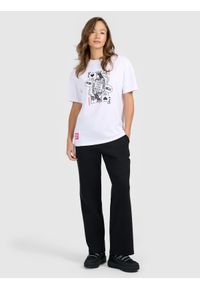 4f - 4F T-shirt loose z nadrukiem damski - biały M. Okazja: na co dzień. Kolor: biały. Materiał: dzianina, bawełna, materiał. Wzór: nadruk. Styl: casual