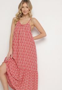 Born2be - Różowa Bawełniana Sukienka Rozkloszowana z Geometrycznym Wzorem Niladora. Okazja: na co dzień. Kolor: różowy. Materiał: bawełna. Długość rękawa: na ramiączkach. Wzór: geometria. Sezon: lato. Styl: casual #2