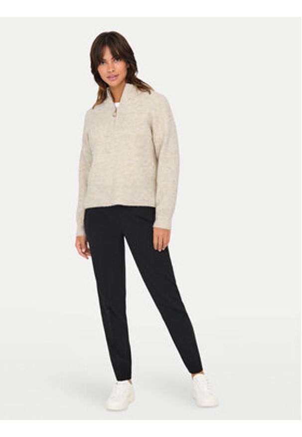 only - ONLY Sweter Tokyo 15317865 Beżowy Standard Fit. Kolor: beżowy. Materiał: syntetyk