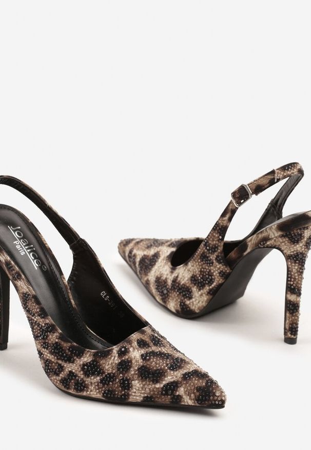 Born2be - Panterkowe Szpilki Slingback z Noskiem w Szpic i Cyrkoniowym Zdobieniem Ziabelle. Okazja: na co dzień. Zapięcie: pasek. Materiał: jeans. Wzór: aplikacja. Obcas: na szpilce. Styl: glamour, elegancki, casual. Wysokość obcasa: średni