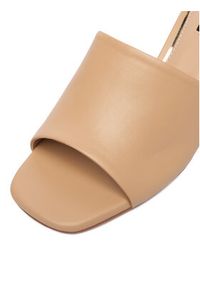 Nine West Klapki CEO-6223-9 Beżowy. Kolor: beżowy. Materiał: materiał #4